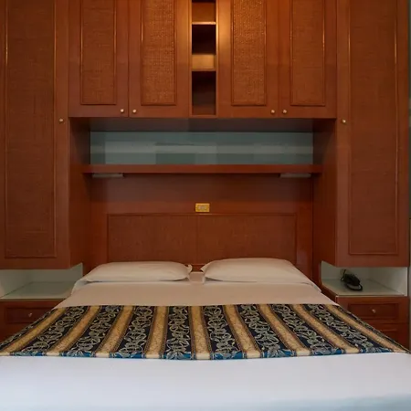 Colombo Готель 4*